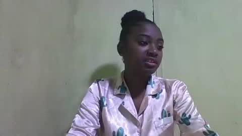 tomboasy online show from October 8, 4:48 pm