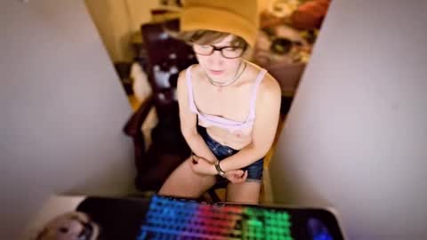 tomboy_titties online show from September 9, 6:57 am