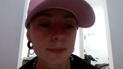 Snapshot of tomboyblue chatting on March 26, 2:55 pm Blue online show from March 26, 2:55 pm