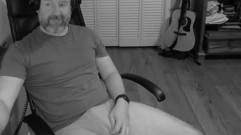 Snapshot of tombrockmoen2 chatting on June 27, 4:50 am tombrockmoen2 online show from June 27, 4:50 am