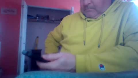 Snapshot of tomcat4848 chatting on March 30, 8:21 pm tomcat4848 online show from March 30, 8:21 pm