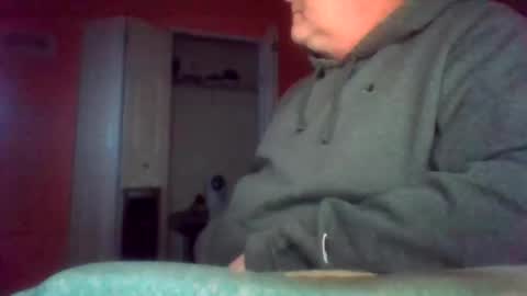 Snapshot of tomcat4848 chatting on April 27, 3:26 am tomcat4848 online show from April 27, 3:26 am