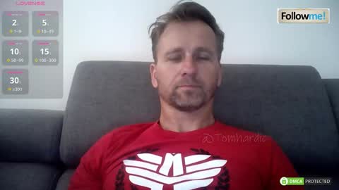 Snapshot of tomhardic chatting on February 6, 2:09 pm TOM online show from February 6, 2:09 pm