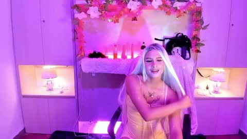 KAELANI online show from May 30, 3:58 am