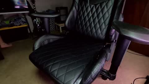 Snapshot of tomizhan chatting on December 2, 3:58 am Tomi online show from December 2, 3:58 am