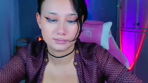 Snapshot of tommioo7 chatting on February 12, 8:31 am Galadriel online show from February 12, 8:31 am