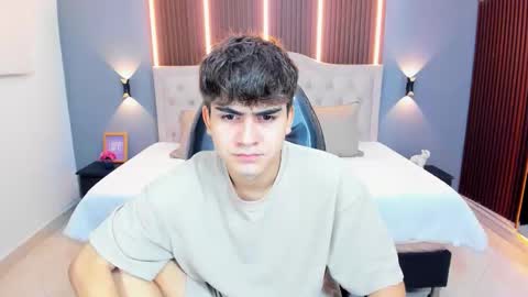 Tommy  online show from March 18, 3:20 am