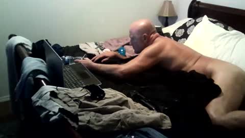 tommy44450243 online show from July 26, 7:04 am