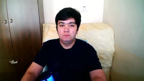 tommy99gg online show from May 21, 10:44 am