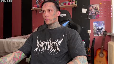 Snapshot of tommy__gun_ chatting on December 26, 8:18 am Tommy and Katana online show from December 26, 8:18 am