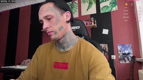 Snapshot of tommy__gun_ chatting on January 3, 9:58 am Tommy and Katana online show from January 3, 9:58 am