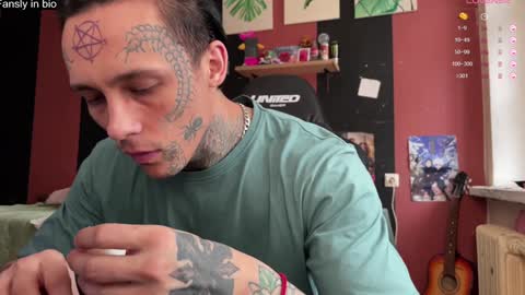 Snapshot of tommy__gun_ chatting on January 10, 10:28 am Tommy and Katana online show from January 10, 10:28 am