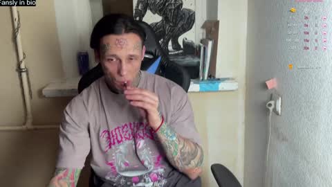 Snapshot of tommy__gun_ chatting on January 13, 6:05 pm Tommy and Katana online show from January 13, 6:05 pm