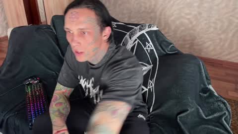 Snapshot of tommy__gun_ chatting on January 31, 10:10 am Tommy and Katana online show from January 31, 10:10 am