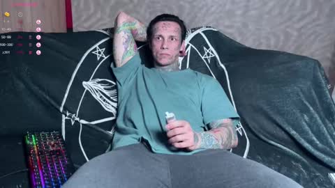 Snapshot of tommy__gun_ chatting on February 12, 2:21 pm Tommy and Katana online show from February 12, 2:21 pm