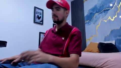 Snapshot of tommy_badboyy chatting on May 25, 11:27 am Tommy online show from May 25, 11:27 am