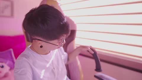 Blue  online show from April 14, 12:55 pm