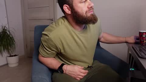  tommy burnzzz  online show from December 2, 2:20 am