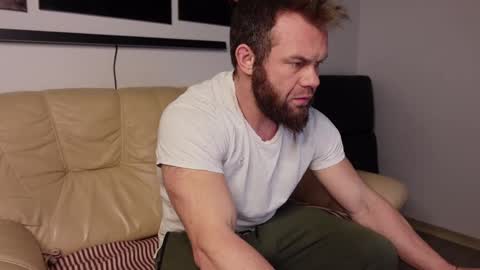  tommy burnzzz  online show from December 25, 1:20 am