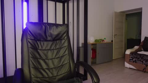  tommy burnzzz  online show from January 11, 3:34 am