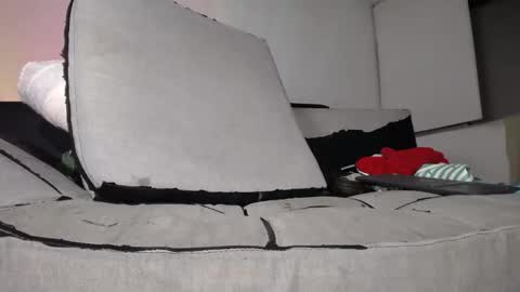   Thomas    online show from February 20, 2:29 am