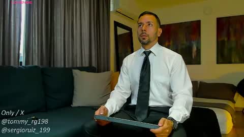 Snapshot of tommy_raym0ndg chatting on June 26, 1:37 pm tommy_raym0ndg online show from June 26, 1:37 pm