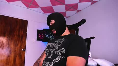 tommy_sccott online show from December 20, 4:42 am