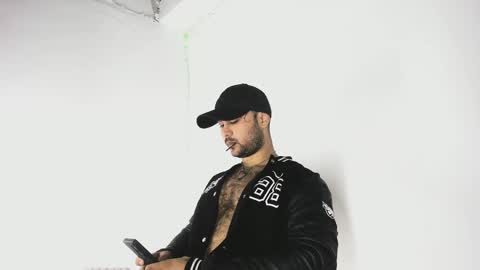 tommy_sccott online show from October 9, 12:08 am