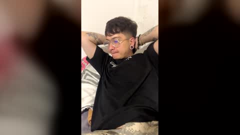 Dirty Tommy online show from February 28, 5:08 am