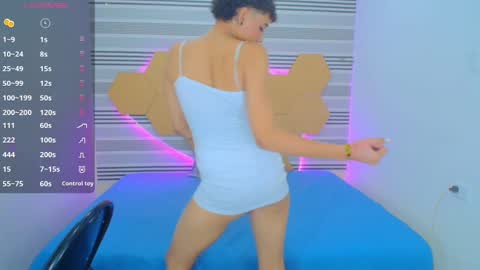 Snapshot of tommy_sweet1 chatting on January 4, 3:17 pm tommy_sweet1 online show from January 4, 3:17 pm