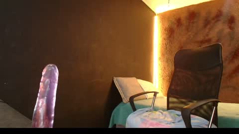 Snapshot of tommy_sweet1 chatting on January 11, 2:41 am tommy_sweet1 online show from January 11, 2:41 am