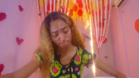 Snapshot of tommy_sweet1 chatting on February 11, 12:58 pm tommy_sweet1 online show from February 11, 12:58 pm