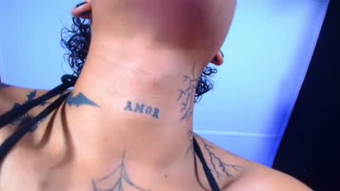 Snapshot of tommy_sweet1 chatting on February 13, 5:48 am tommy_sweet1 online show from February 13, 5:48 am