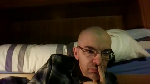 tommycorner online show from December 31, 10:01 pm