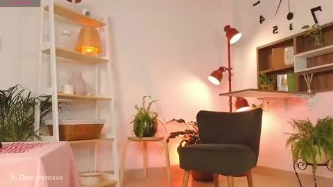Snapshot of tommyfoxboy chatting on April 18, 1:26 pm Tommy Foxboy online show from April 18, 1:26 pm
