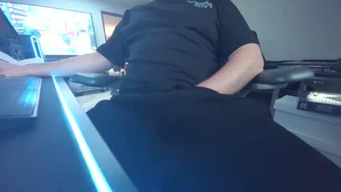 Snapshot of tommyrico10 chatting on November 3, 10:10 pm Tommy online show from November 3, 10:10 pm