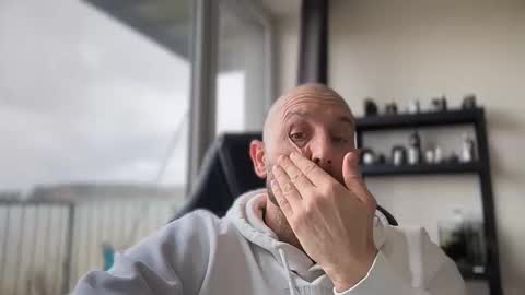 Thomas Fit online show from March 26, 7:47 am