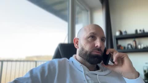 Thomas Fit online show from April 2, 6:55 am