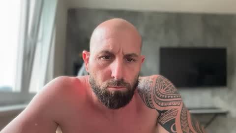 Thomas Fit online show from June 21, 4:20 pm