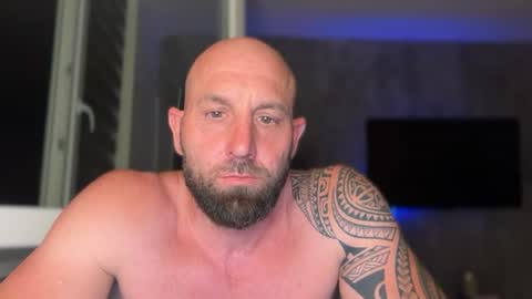 Thomas Fit online show from June 24, 10:09 pm