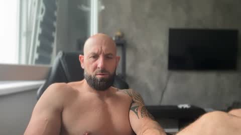 Thomas Fit online show from July 17, 5:47 am