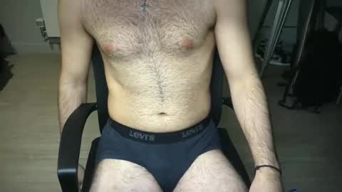 Tom online show from December 31, 8:23 pm