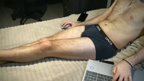 Tom online show from January 1, 11:07 pm