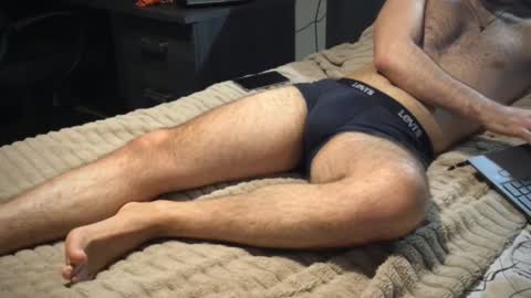 Tom online show from January 8, 2:35 am