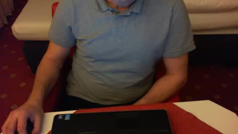 Snapshot of tomtom02029 chatting on December 3, 5:01 pm Tom online show from December 3, 5:01 pm