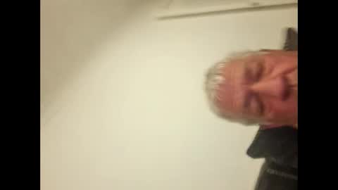 Snapshot of ton54321 chatting on January 2, 8:02 pm ton54321 online show from January 2, 8:02 pm