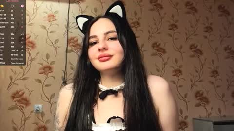 Snapshot of tondamikhail chatting on February 20, 4:18 pm Bella online show from February 20, 4:18 pm