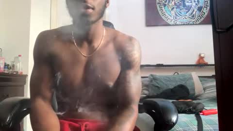 Snapshot of tonice344524 chatting on December 17, 5:19 pm tonice344524 online show from December 17, 5:19 pm