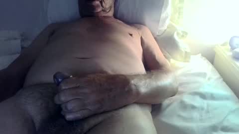 Snapshot of tonidr chatting on September 26, 6:23 pm Tonidr online show from September 26, 6:23 pm