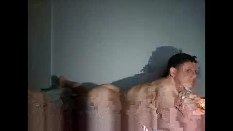 Snapshot of tonny54880 chatting on April 1, 6:27 pm tonny54880 online show from April 1, 6:27 pm